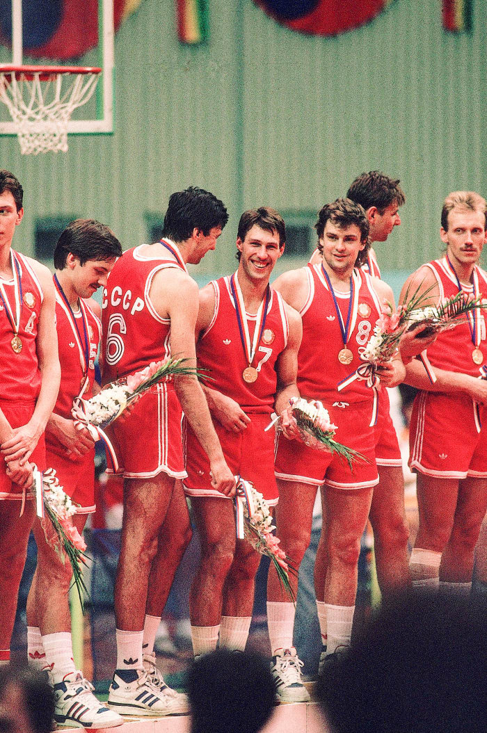 Marčiulionis (no. 7) helped lead the Soviet team to Olympic gold in 1988.
